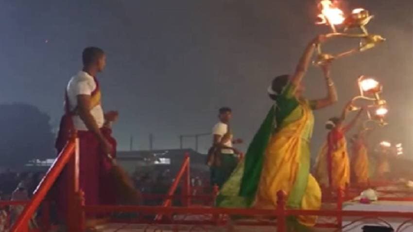 Maha Kumbh 2025: Festivities Begin, Morning Ganga Aarti Performed At Sangam