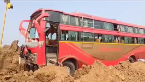 UP Tourist Bus Skids Off Road: 4 Injured, 56 Unhurt