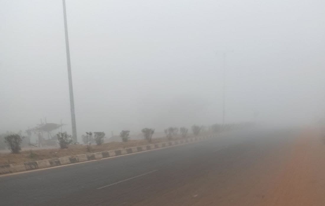 Odisha: Fog Disturbs Traffic, Temperature Likely to Rise by 4° Celsius In Next Few Days