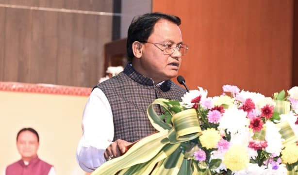Odisha CM Hits Out At Previous BJD Govt For Neglecting Primary Education