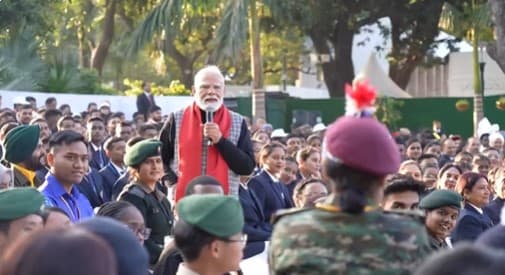 PM Modi Interacts With NCC Cadets, NSS Volunteers, Tableaux Artists And Tribal Guests Of Republic Day Parade