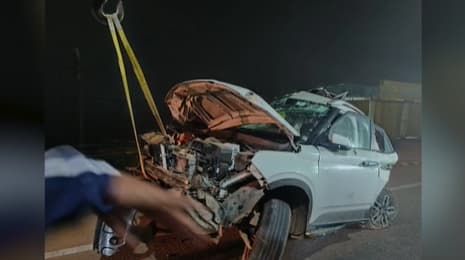 Car Rams Into Roadside Tree In Bhubaneswar; 1 Killed, 4 Injured
