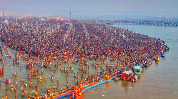 Mahakumbh: Over 5.42 Million Devotees Take Dip In Triveni Waters