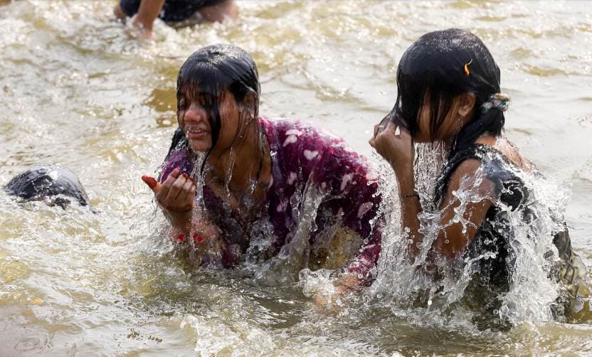 Mahakumbh 2025: Devotion In Full Flow As Around 400 Million Take Holy Dip At Triveni Sangam