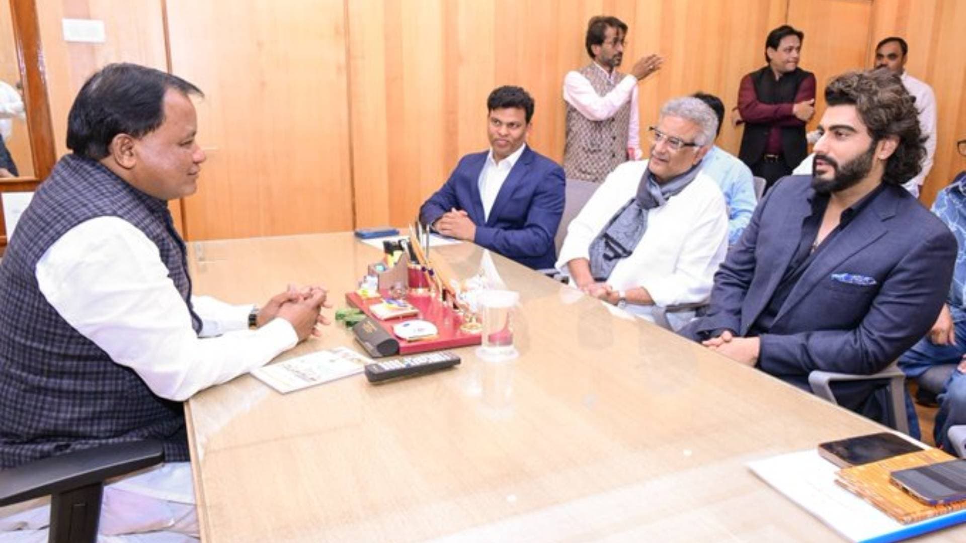 Celebrity Cricket League At Barabati On Feb 16: Boney Kapoor, Arjun Invite CM Majhi 