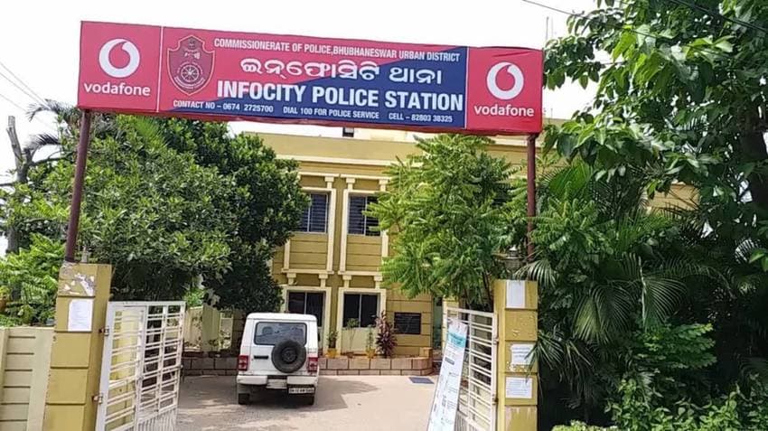 Student Found Dead In Hostel Room In Bhubaneswar