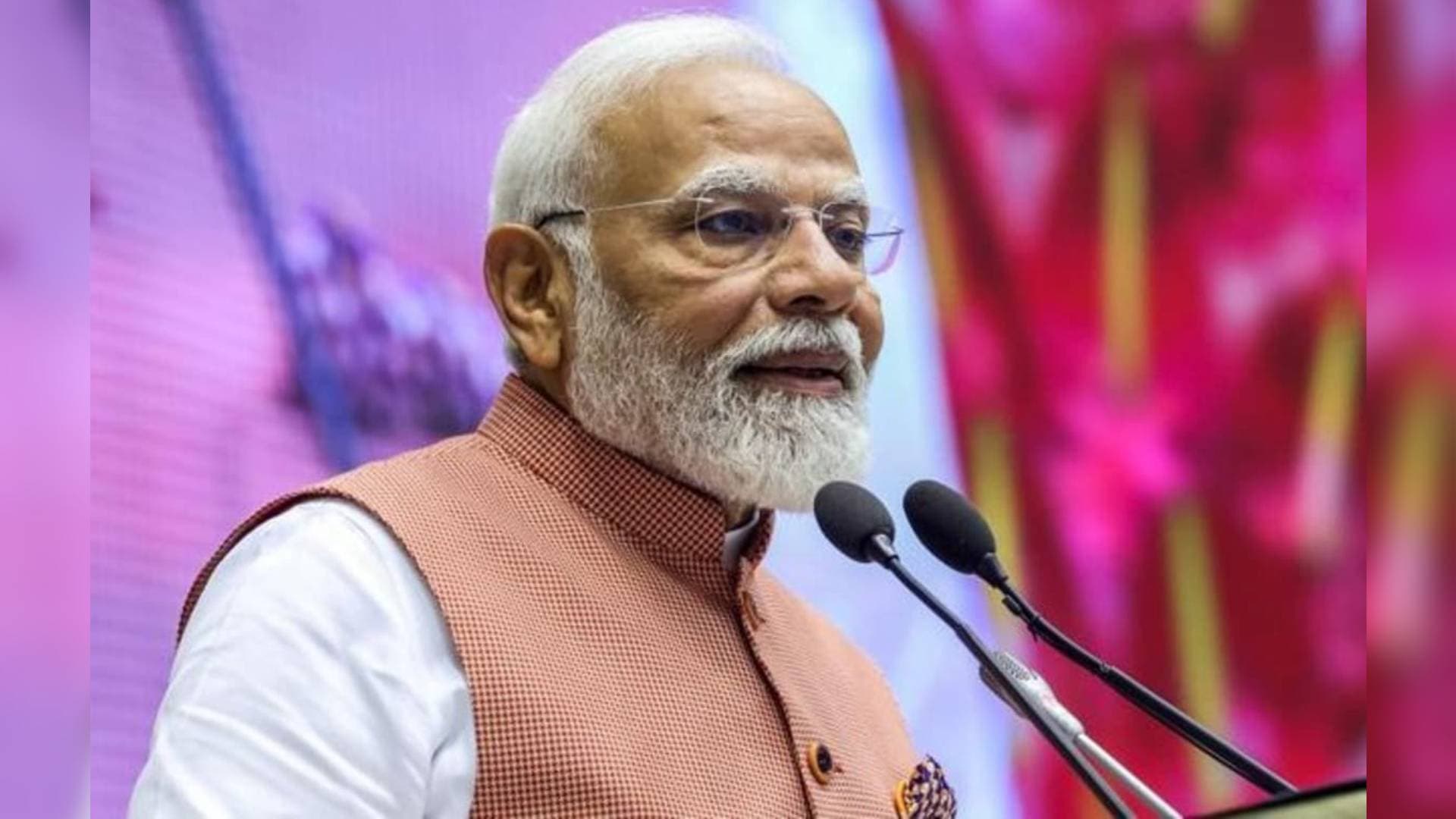 Fight Against Obesity: PM Modi Invites 10 Prominent Personalities To Spread Awareness