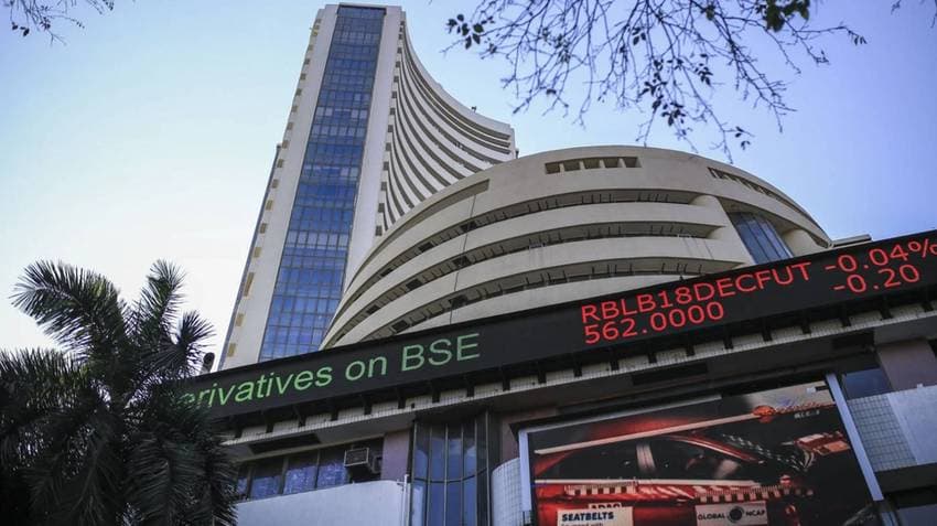 Nifty, Sensex Open Flat; Expert Say Little To Cheer With Bleak Global Scenario
