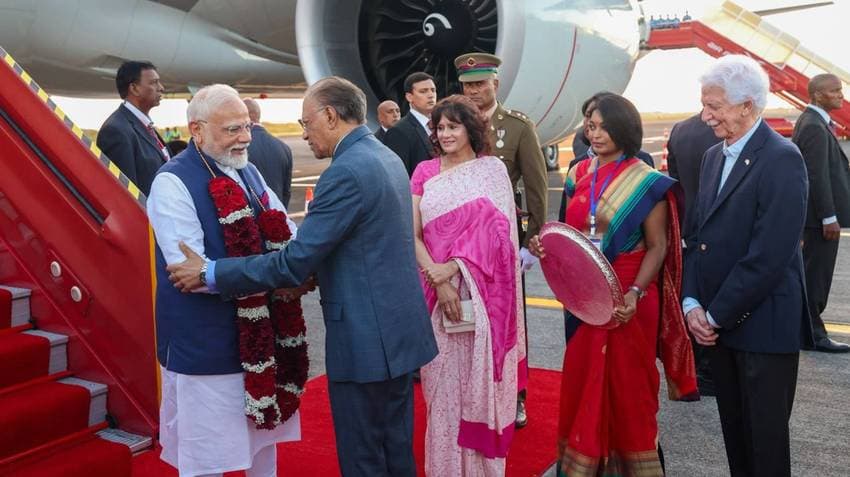 PM Modi Arrives In Mauritius For Two-Day Visit To Strengthen Bilateral Ties