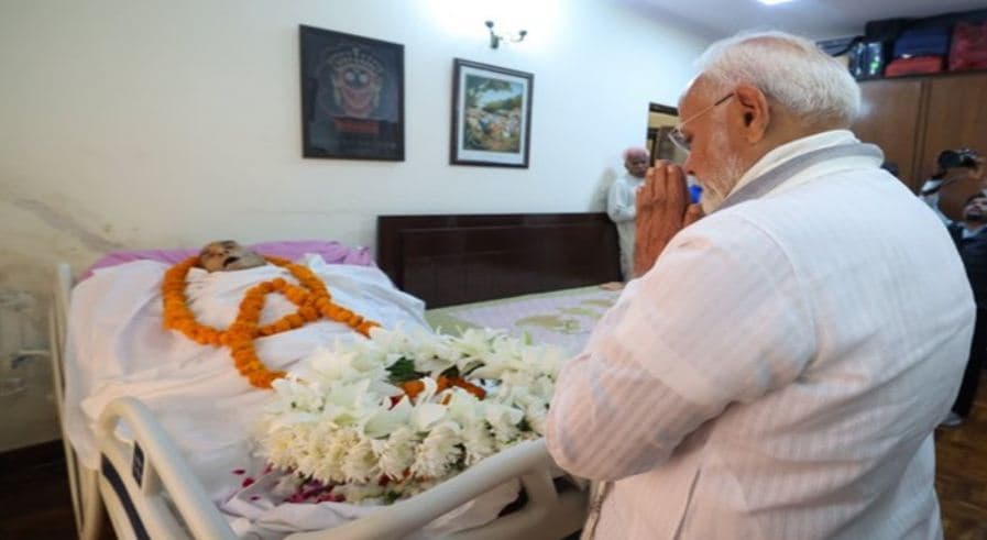PM Modi Pays Last Respects To Former Union Minister Debendra Pradhan