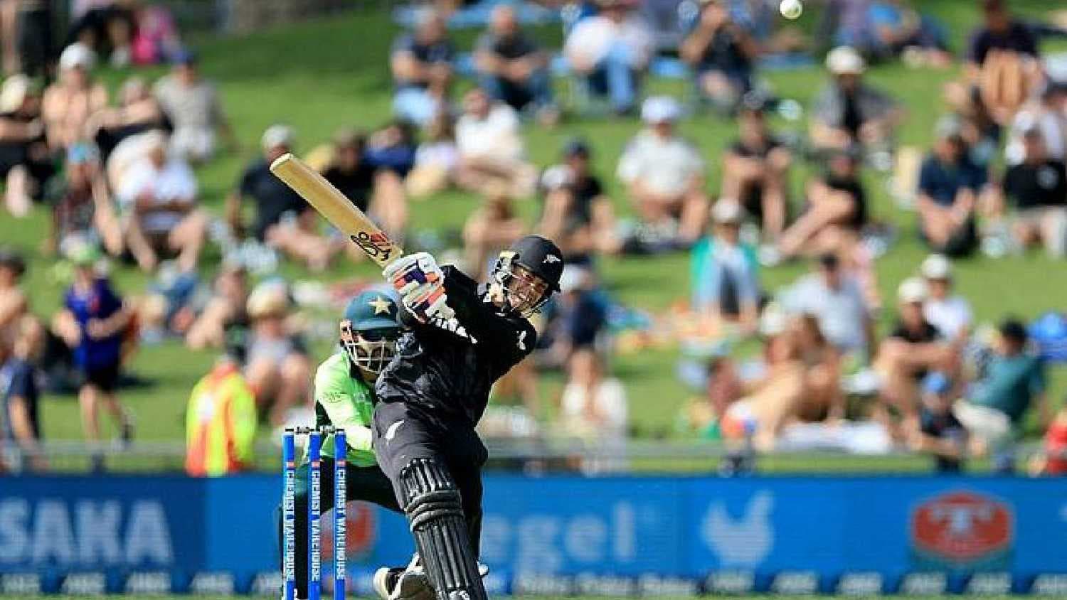 Mark Chapman, Nathan Smith Powers New Zealand To Victory Over Pakistan By 73 Runs In First ODI