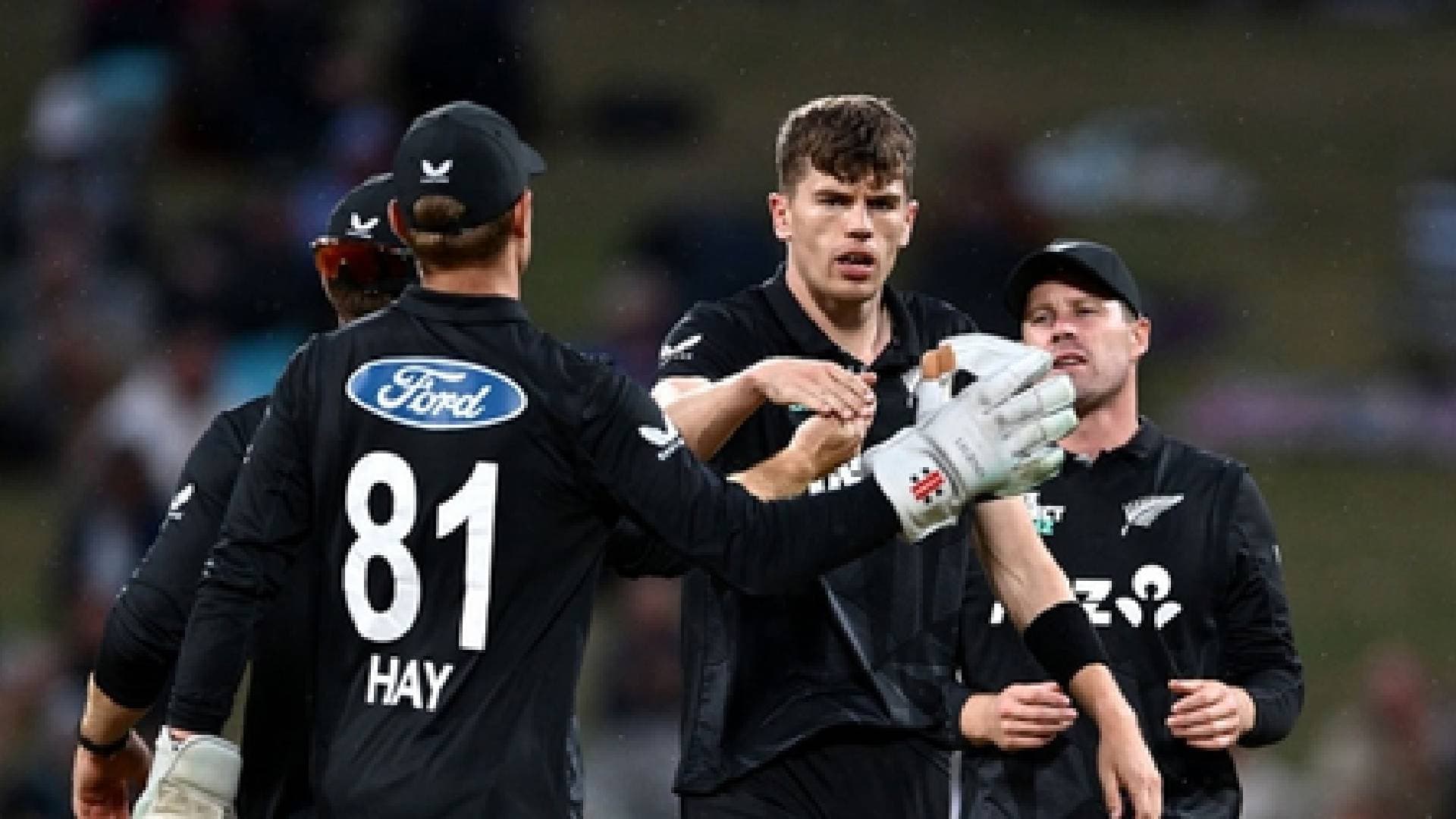 NZ Beat Pakistan In 2nd ODI To Take Unassailable Series Lead