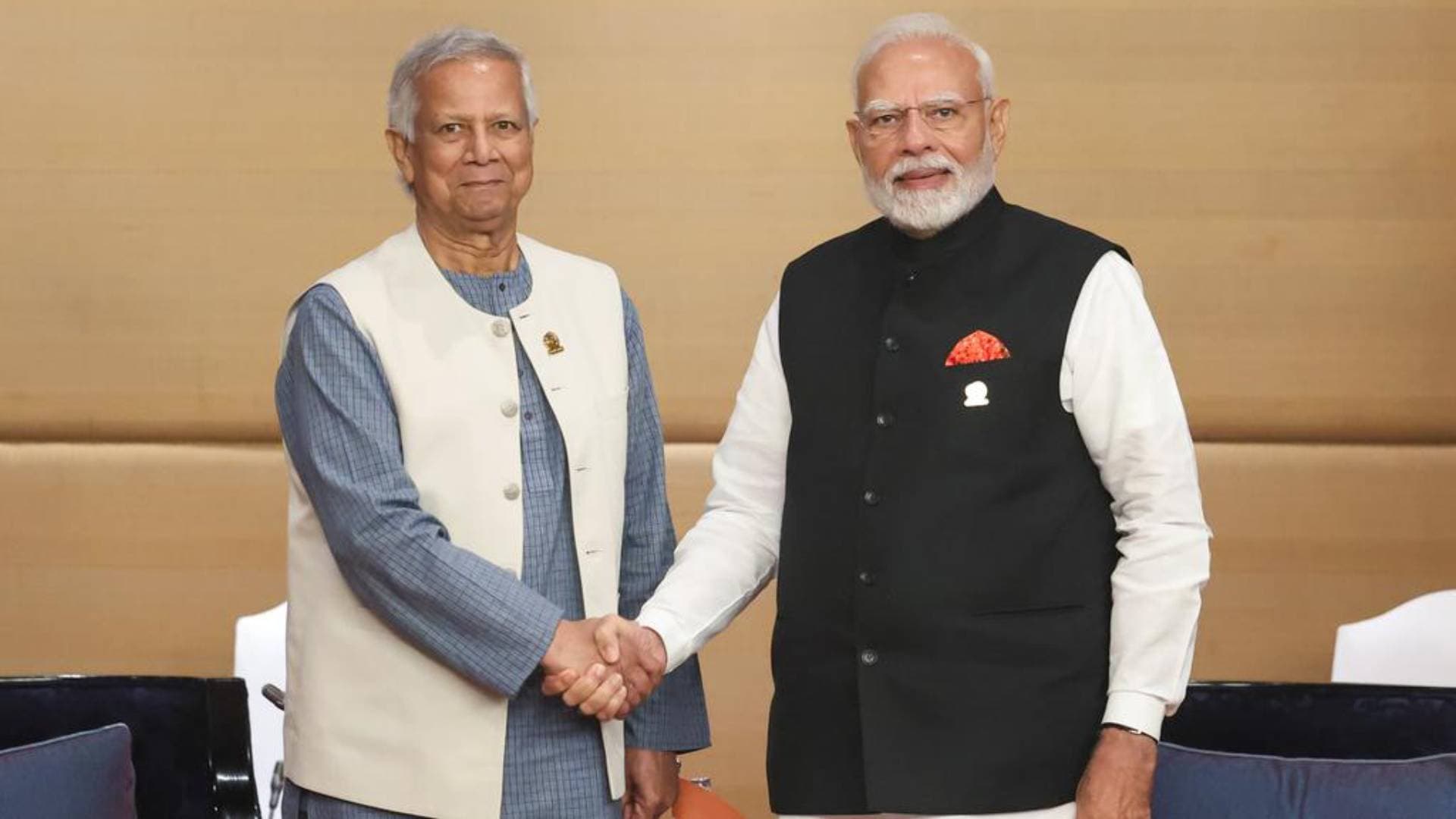 PM Modi Meets Bangladesh Chief Adviser Muhammad Yunus On Sidelines Of BIMSTEC Summit