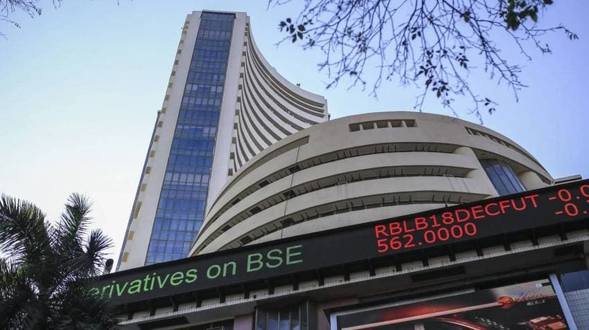 Indian Markets Follow Global Sell-Off Amid Tariff Jitters, Nifty Closes Above 22,100