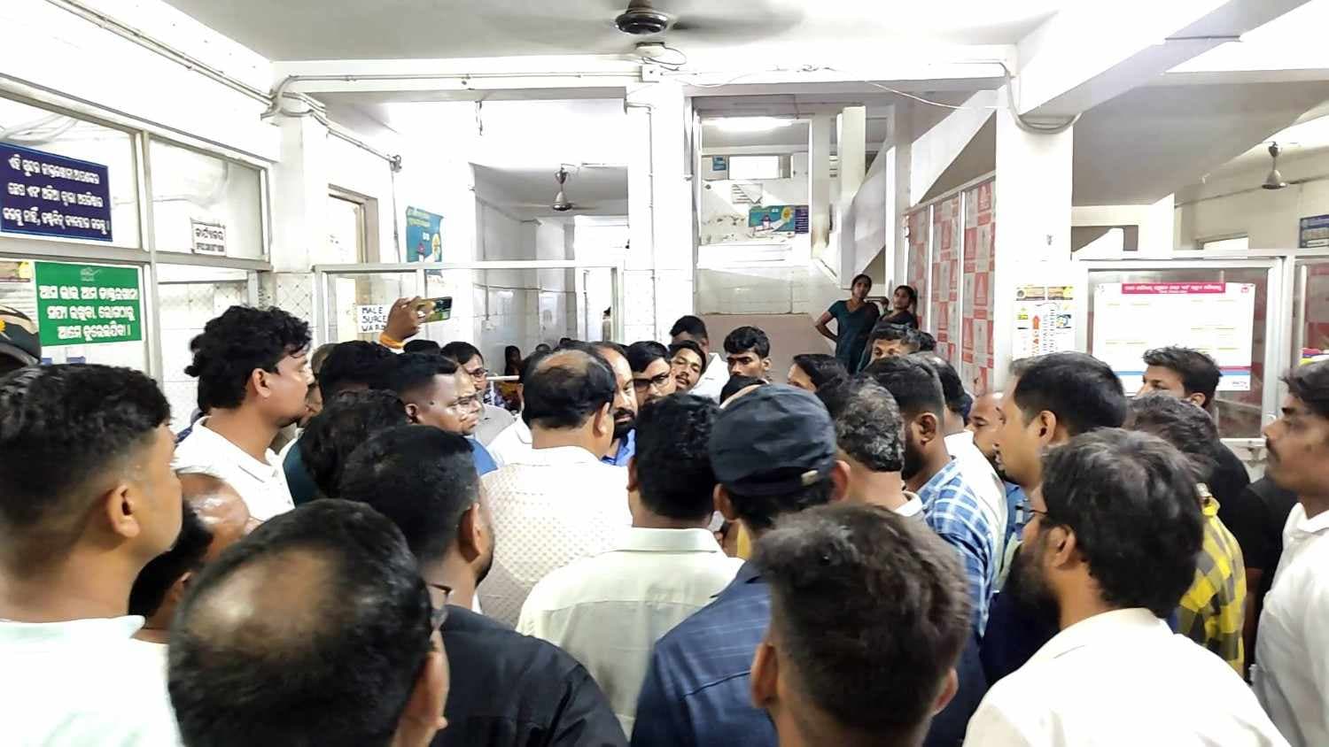 DJ Vehicle Comes In Contact With 11 KV Wire In Odisha’s Bhadrak; Two killed, 10 Critical