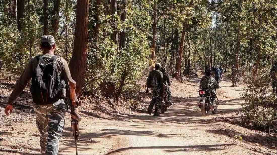 Chhattisgarh: Two Naxals Killed In Encounter Near Kondagaon-Narayanpur Border
