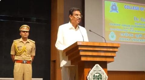 Education Must Prepare Students For The Future, Says Governor Kambhampati
