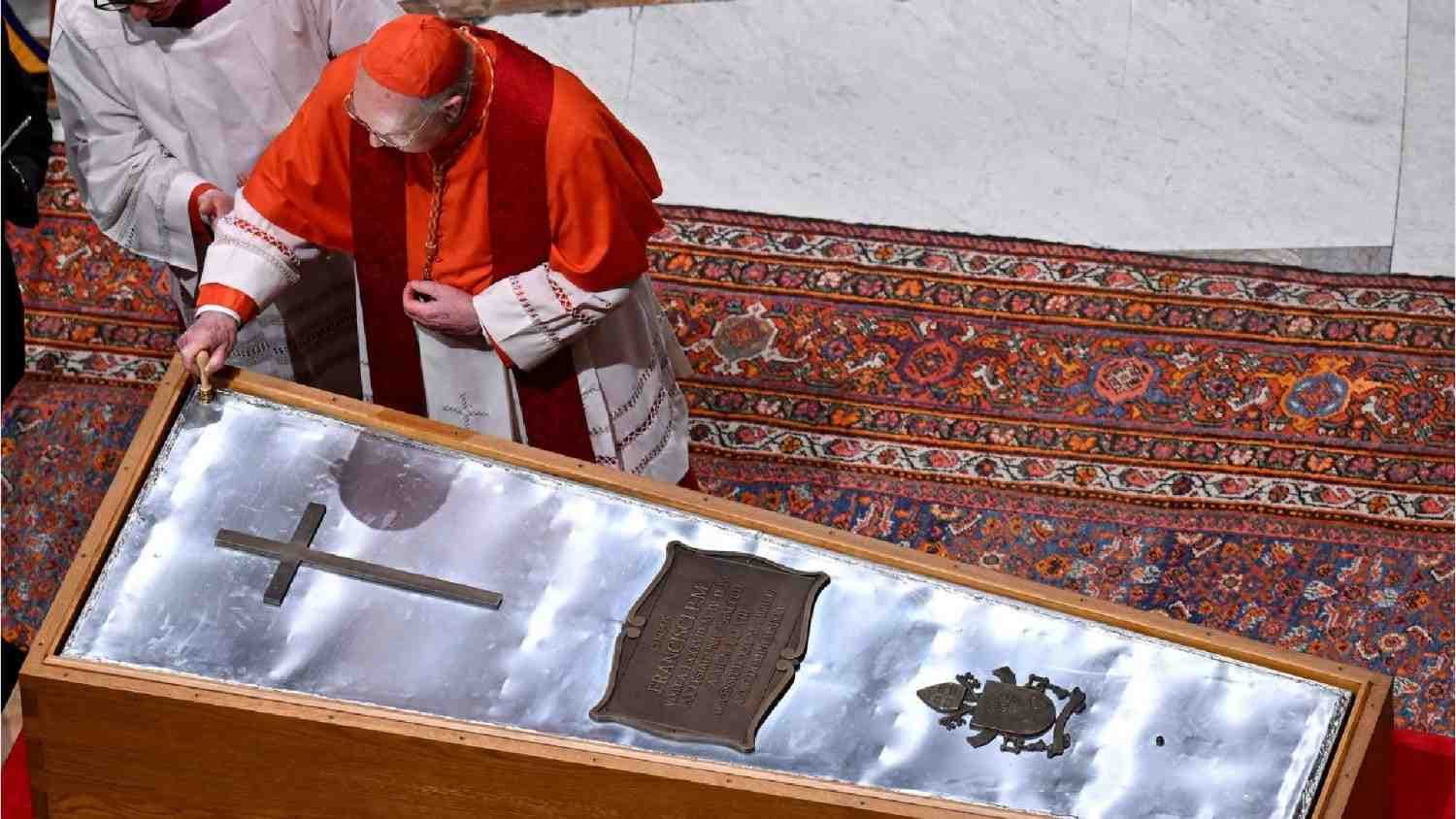 Vatican Concludes Pope Francis' Lying In State With Sealing Of Coffin