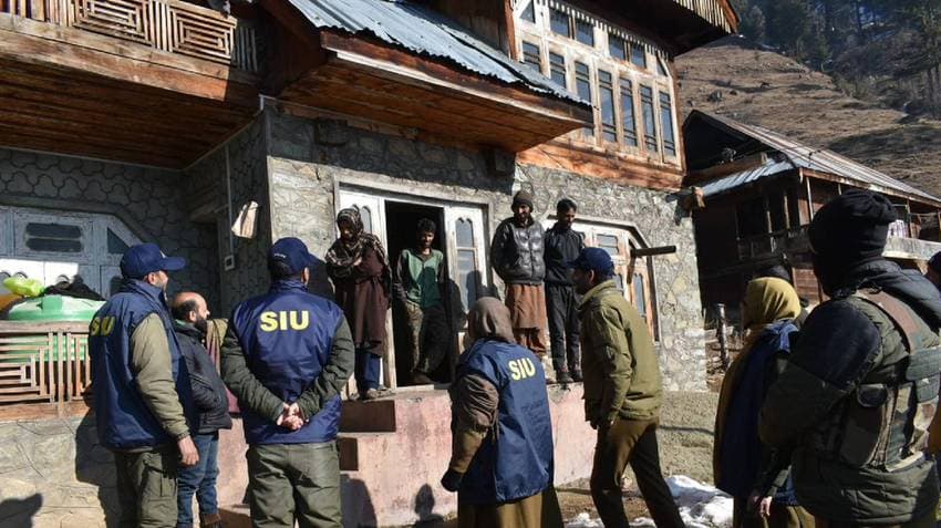 J-K Police Raids Residences Of 63 Terrorist Associates In Srinagar
