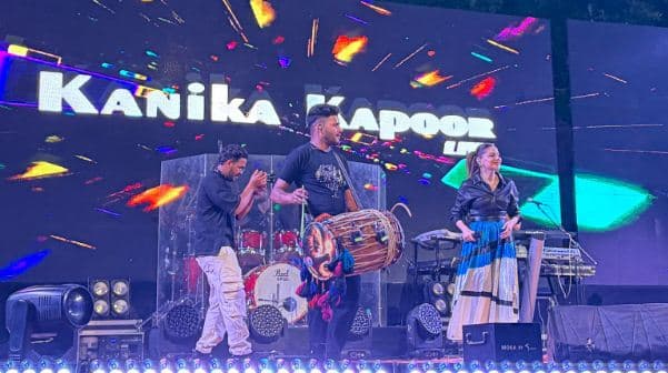 Kanika Kapoor Mesmerises Audience At NIT Rourkela’s Celebrity Night 2025