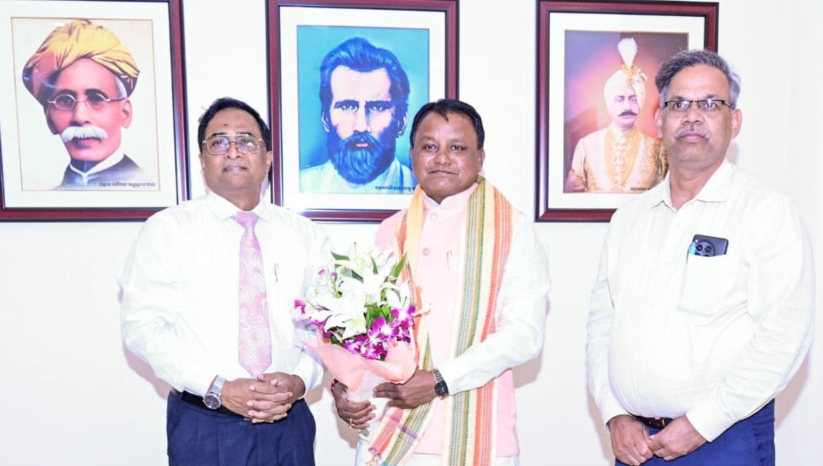 Odisha CM Assures Support For AIIMS Bhubaneswar’s Growth And Development