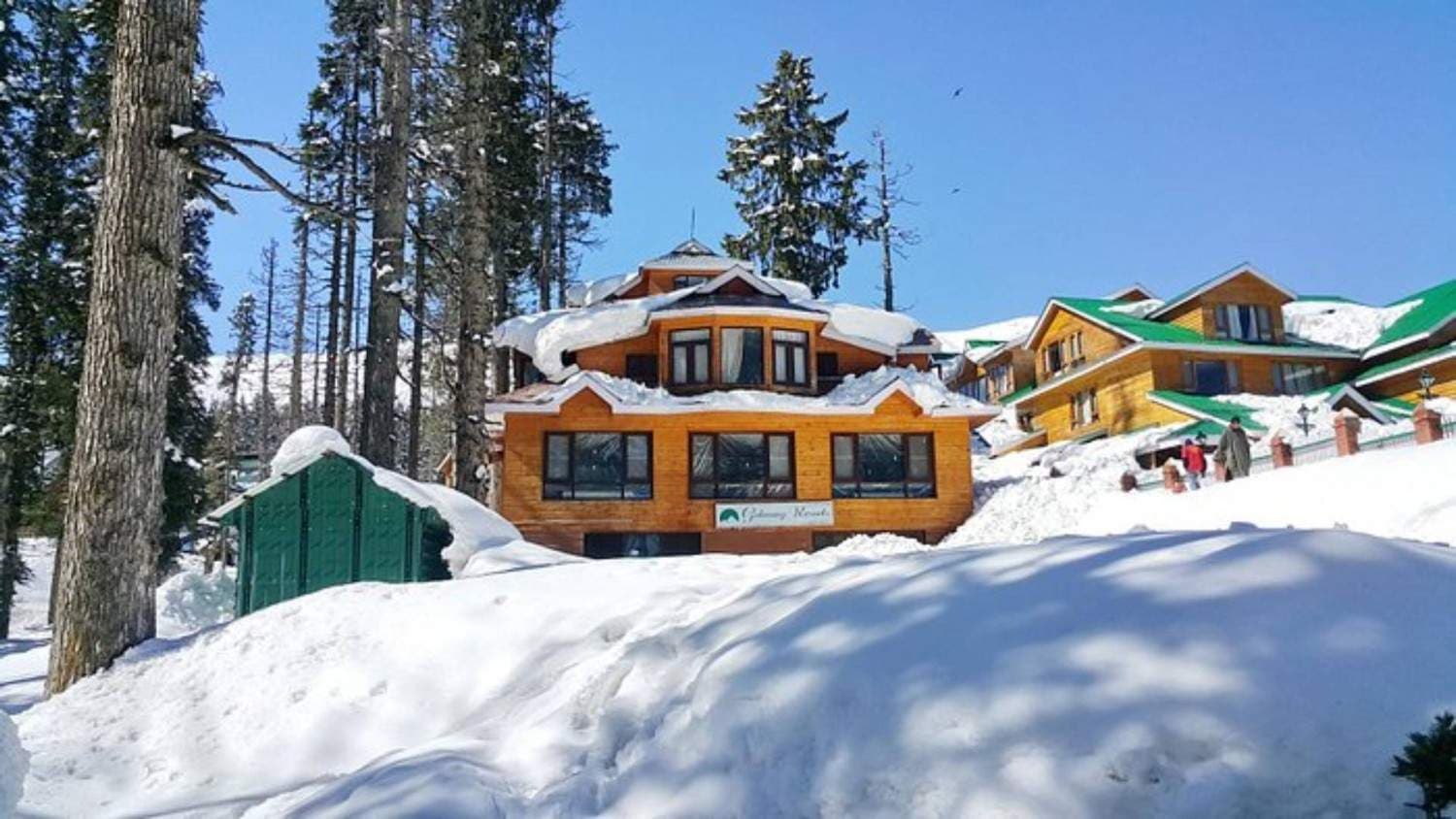 Kashmir's Gulmarg Resort Shuts For Tourists Due To Proximity To LoC