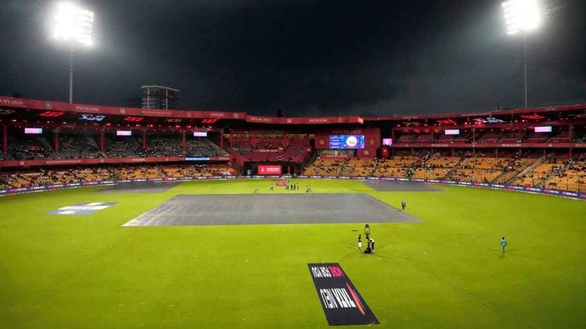 IPL 2025: RCB Fans Come Out In Numbers Despite Rain To Hail Kohli On Test Retirement
