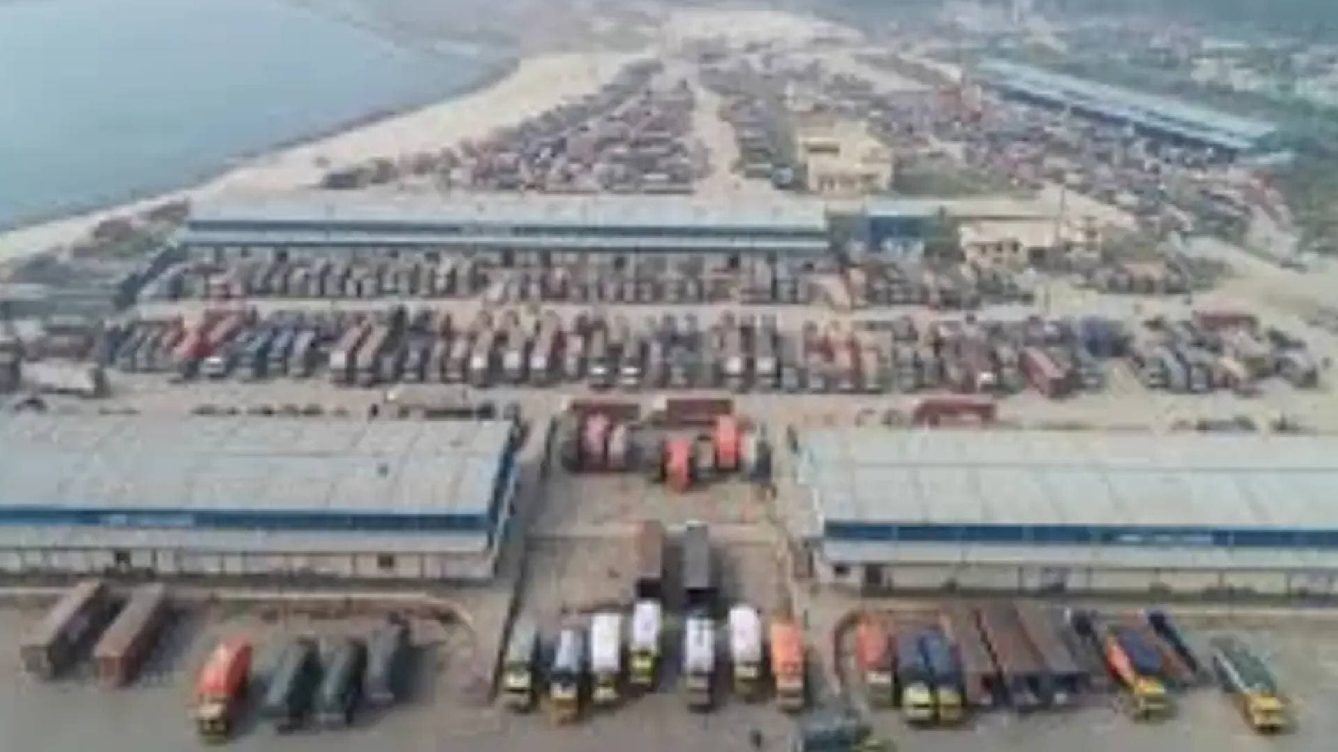 India Curbs Bangladeshi Exports Via Land Ports After 'Landlocked' Remarks Of Yunus