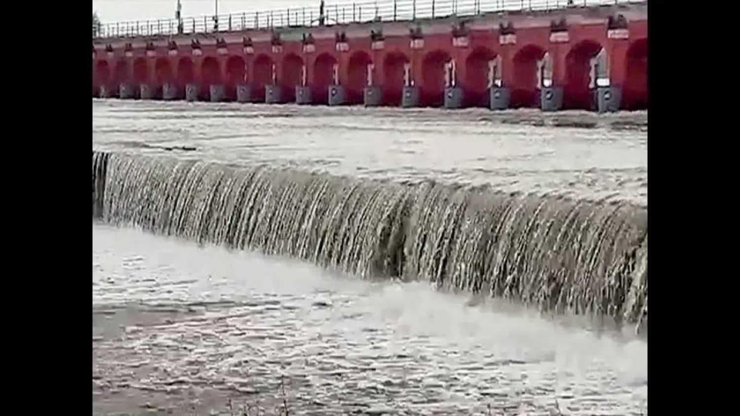 Maintenance Of Historic Ajwa Sarovar's 62 Gates Completed Ahead Of Monsoon