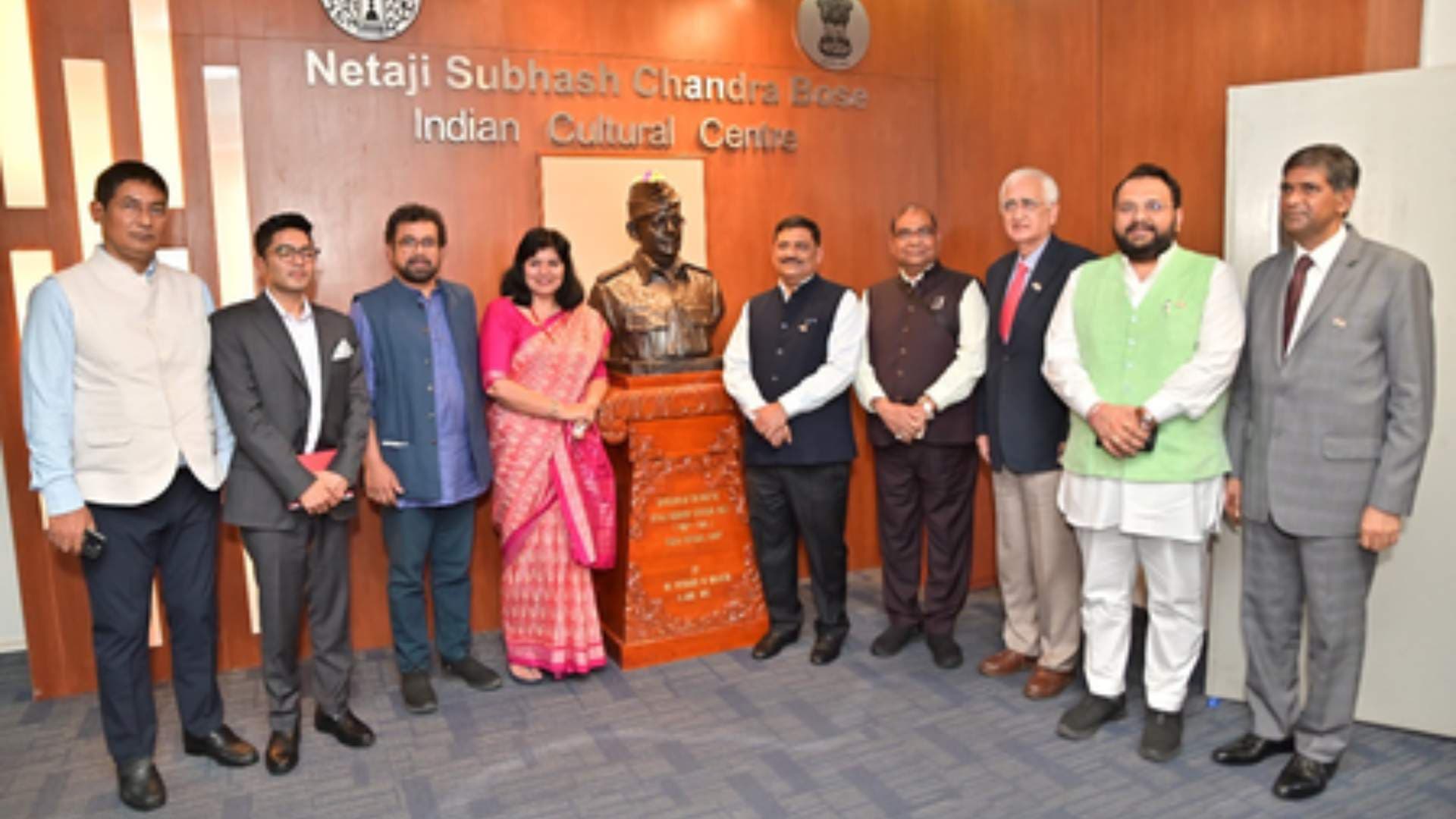 All-Party Delegation Pays Tribute To Netaji Subhas Chandra Bose, Swami Vivekananda In Malaysia