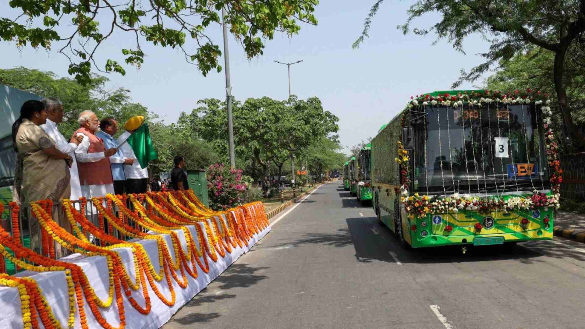 PM Modi Flags Off Electric Buses For Clean And Green Delhi