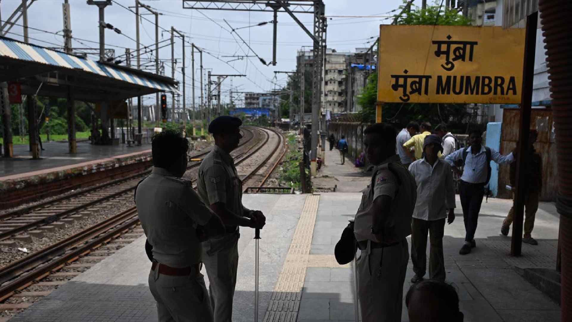 Maharashtra Local Train Accident: Death Toll Rises To Four, Nine Injured