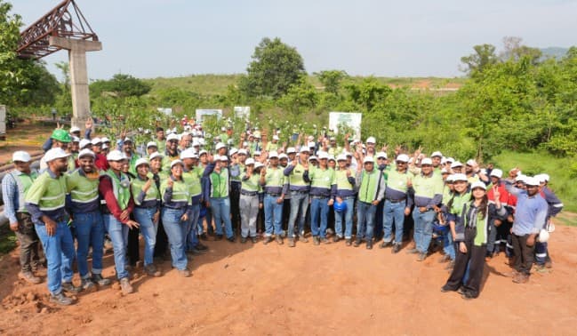 Vedanta Lanjigarh’s Massive Plantation Drive Begins In Kalahandi and Rayagada