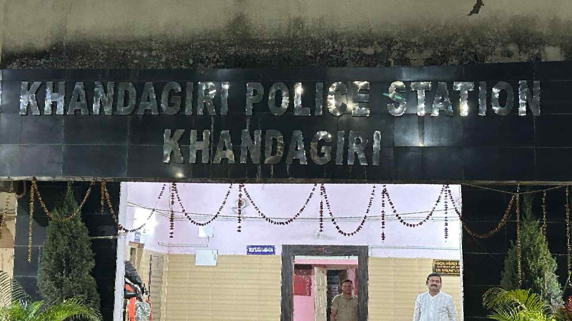 Intoxicated Woman Rescued in Bhubaneswar, Two Youths Detained