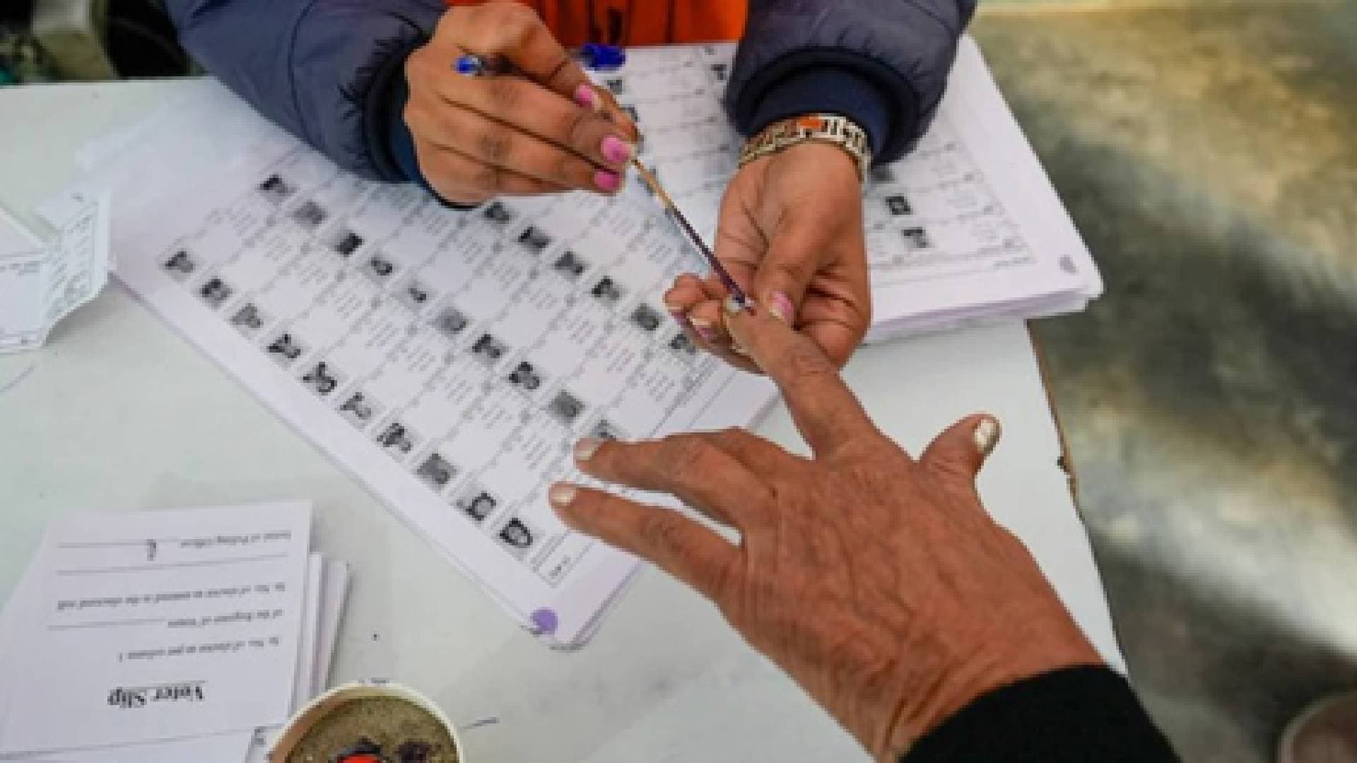 Voting For Assembly Bypolls Underway On Five Seats In Bengal, Kerala, Punjab And Gujarat