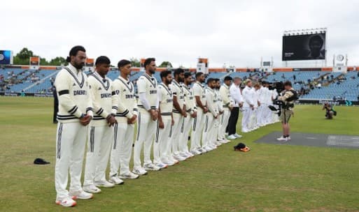 1st Test: Players Wear Black Armbands To Pay Tribute To Late Dilip Joshi