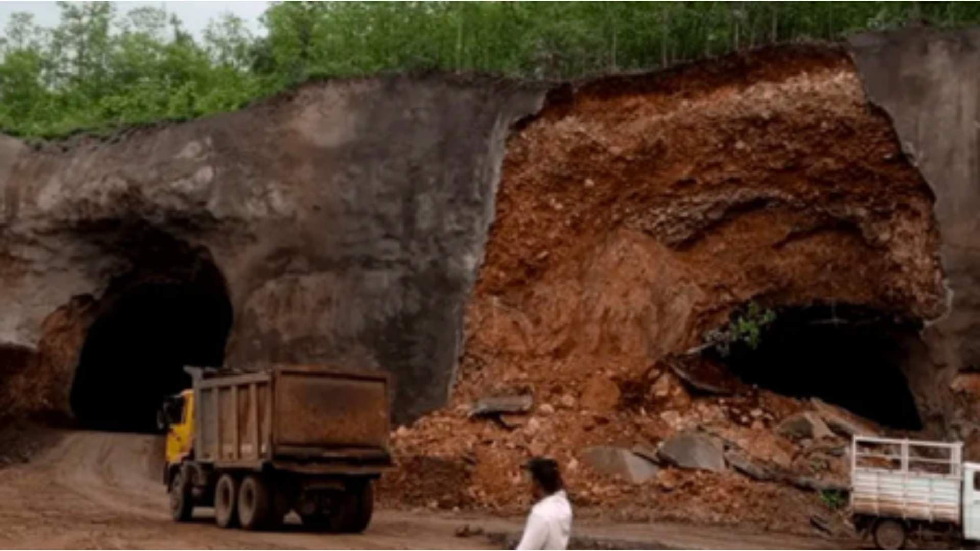 MP: 2 Dead As Tunnel Collapses Near Mhow