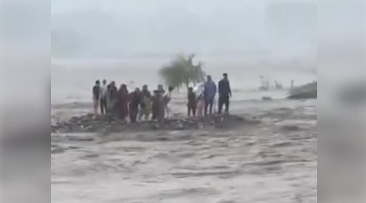 Pakistan: 18 Tourists Swept Away In Swat Flash Floods