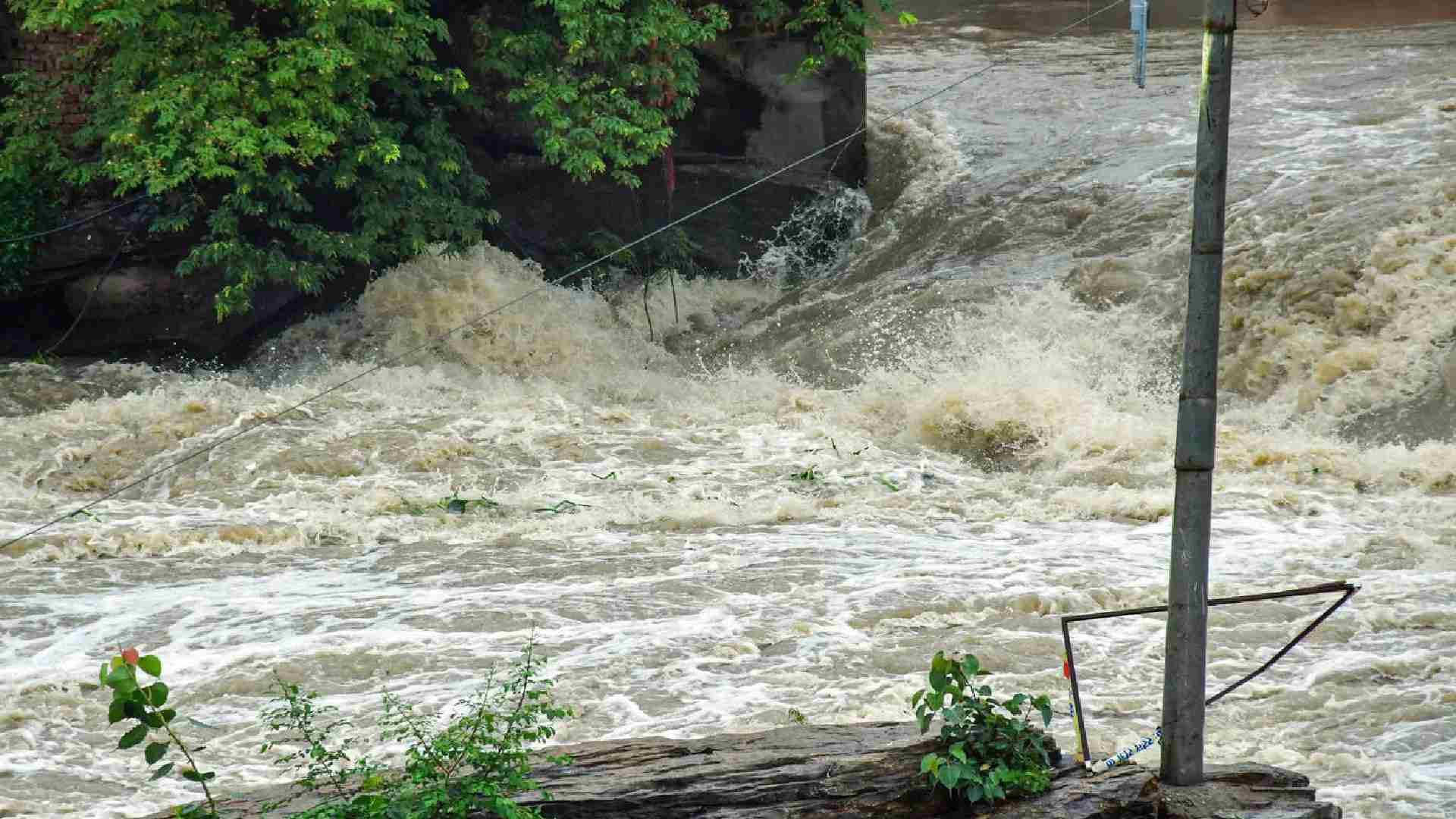 Hadagarh Dam Release Sparks Flood Crisis in Odisha’s Bhadrak
