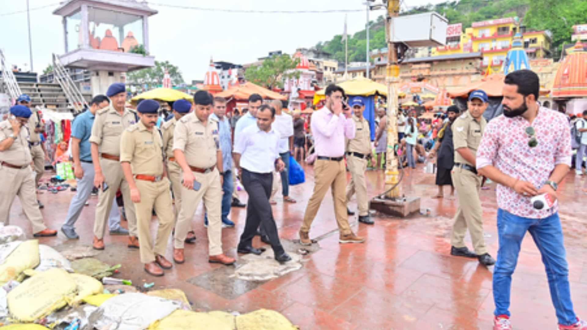 Uttarakhand: Political Row Erupts As Licensing Becomes Mandatory For Food Vendors During Kanwar Yatra
