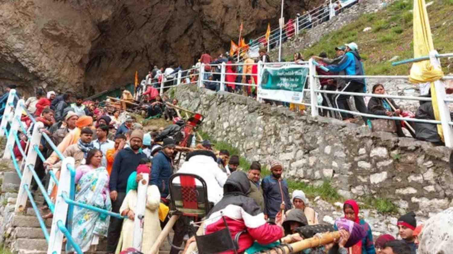 Another Batch Of 5,246 Yatris Leave For Valley As Amarnath Yatra Begins Today