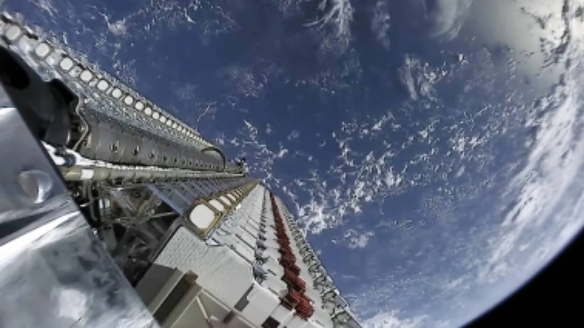 Musk’s Starlink Receives Approval From India’s Space Regulator, Set To Roll Out Services Soon
