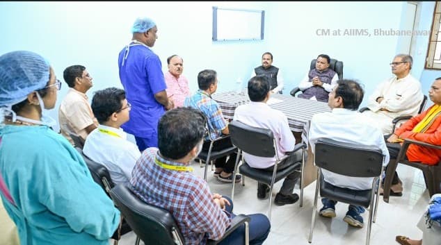 Odisha Self-Immolation Case: College Student Remains 'Critical', Dialysis Begins