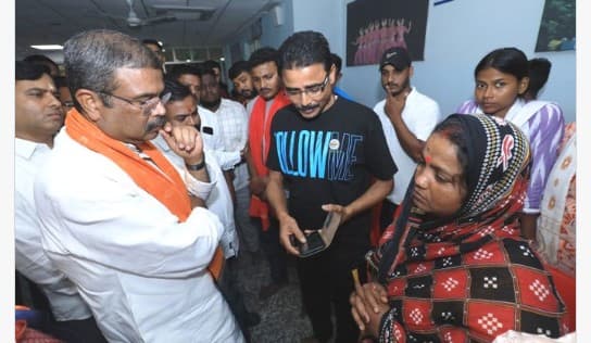 Self-Immolation Case: Union Minister Dharmendra Pradhan Visits AIIMS Bhubaneswar, Meets Injured Student’s Family