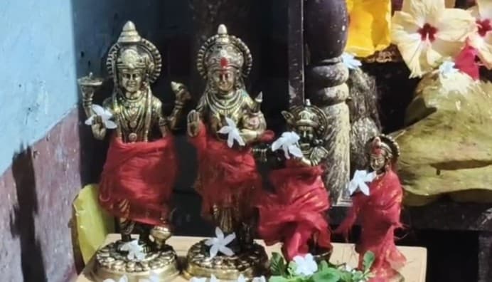 Idols Of Hindu Deities Unearthed In Cuttack Village