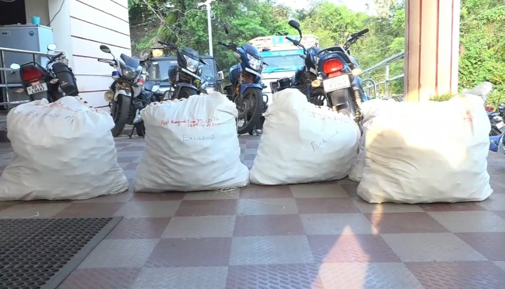 Odisha: Over 2100 Bottles Of Banned Cough Syrup Seized In Bargarh, 7 Arrested