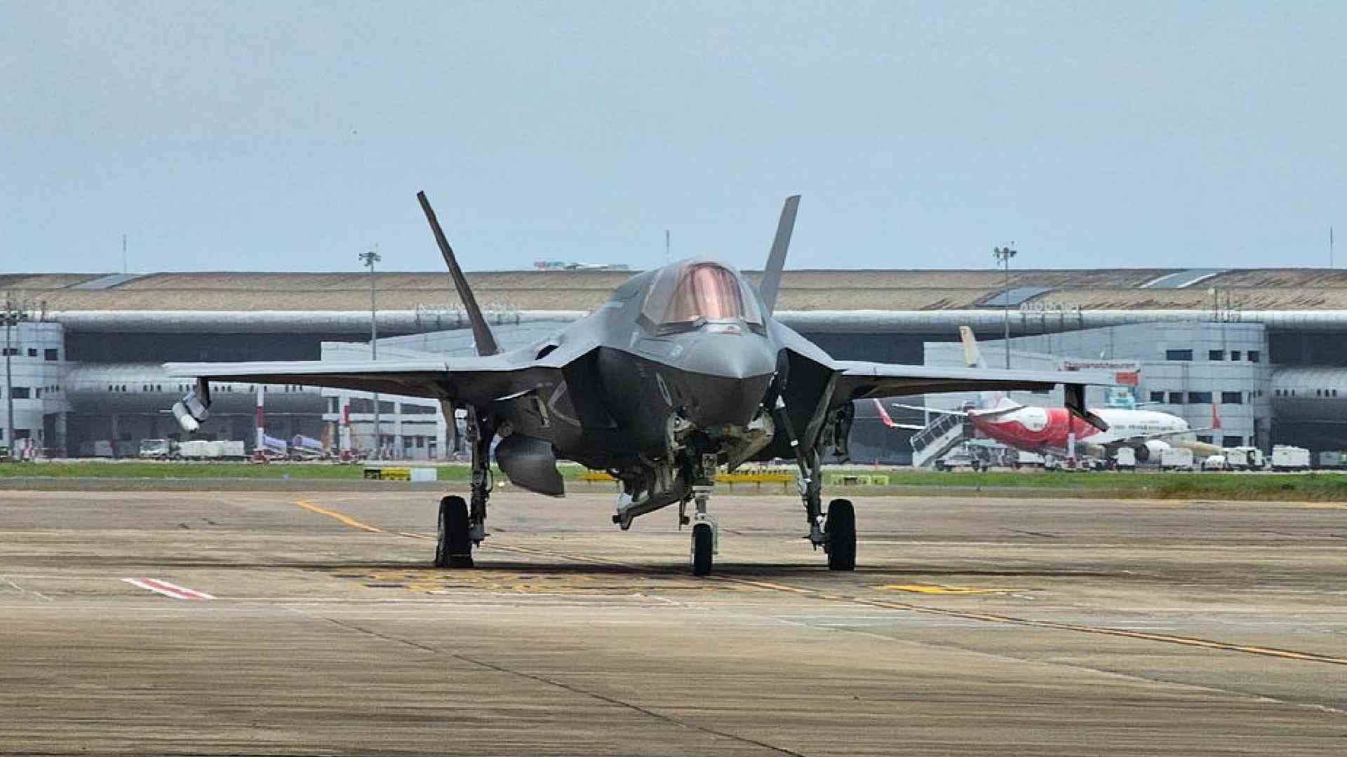 Stranded British F-35B Fighter Jet Finally Takes Off After 5-Week Stay In Thiruvananthapuram