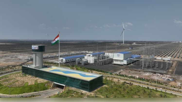 Adani Green’s Energy Sales Surge 42 Pc In Q1, Operational RE Capacity Reaches 15.8 GW