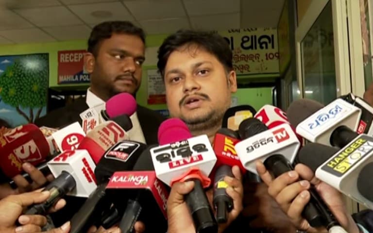 OAS Officer Responds To Wife’s Allegations: “I Am Not Atul Subash, I Will Fight Till The End”