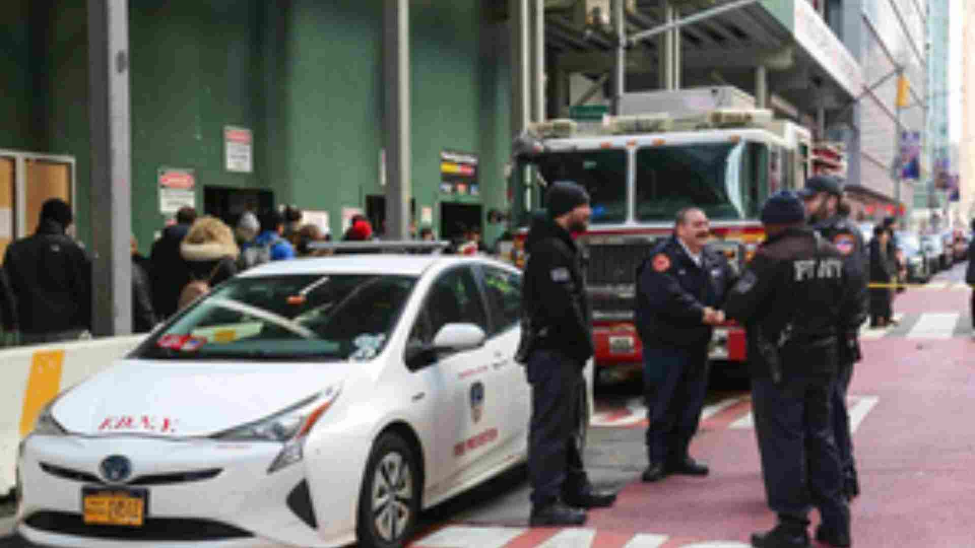 Three Wounded In Shooting At New York's Times Square